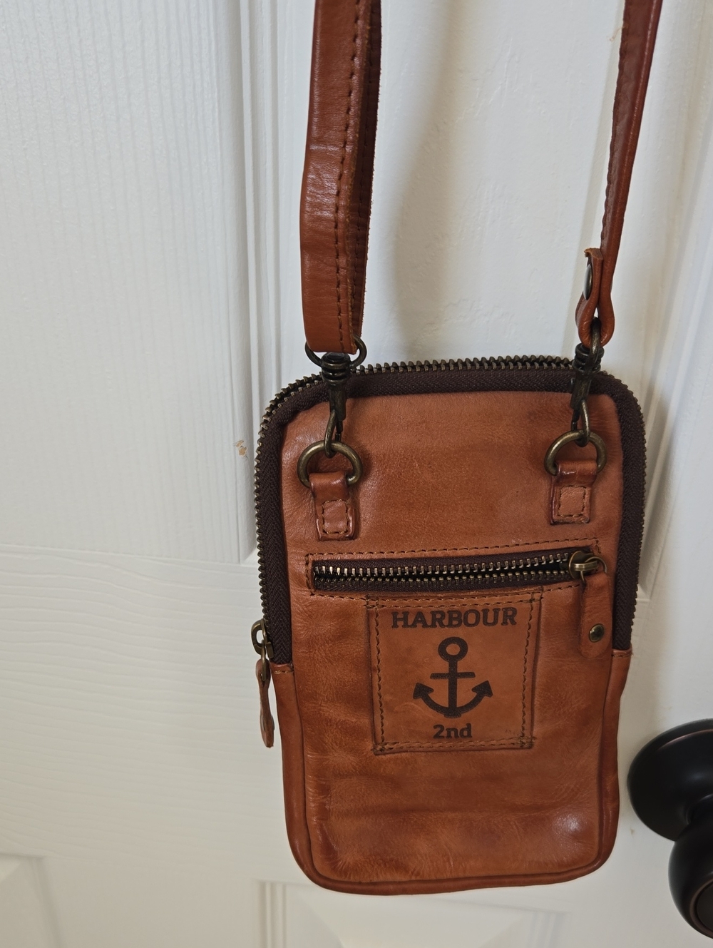 Brown Leather Crossbody Phone Pouch